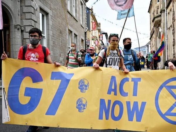 از سرگیری اعتراضات در کورنوال انگلیس در دومین روز برگزاری جی 7