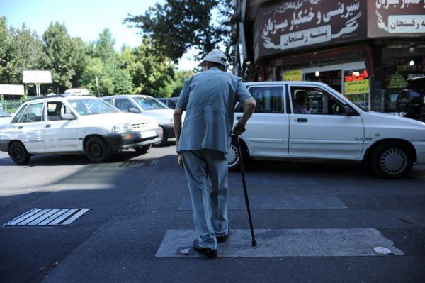 گرد سفید پیری بر سر تهرانی ها ، افزایش سالمندان مجرد